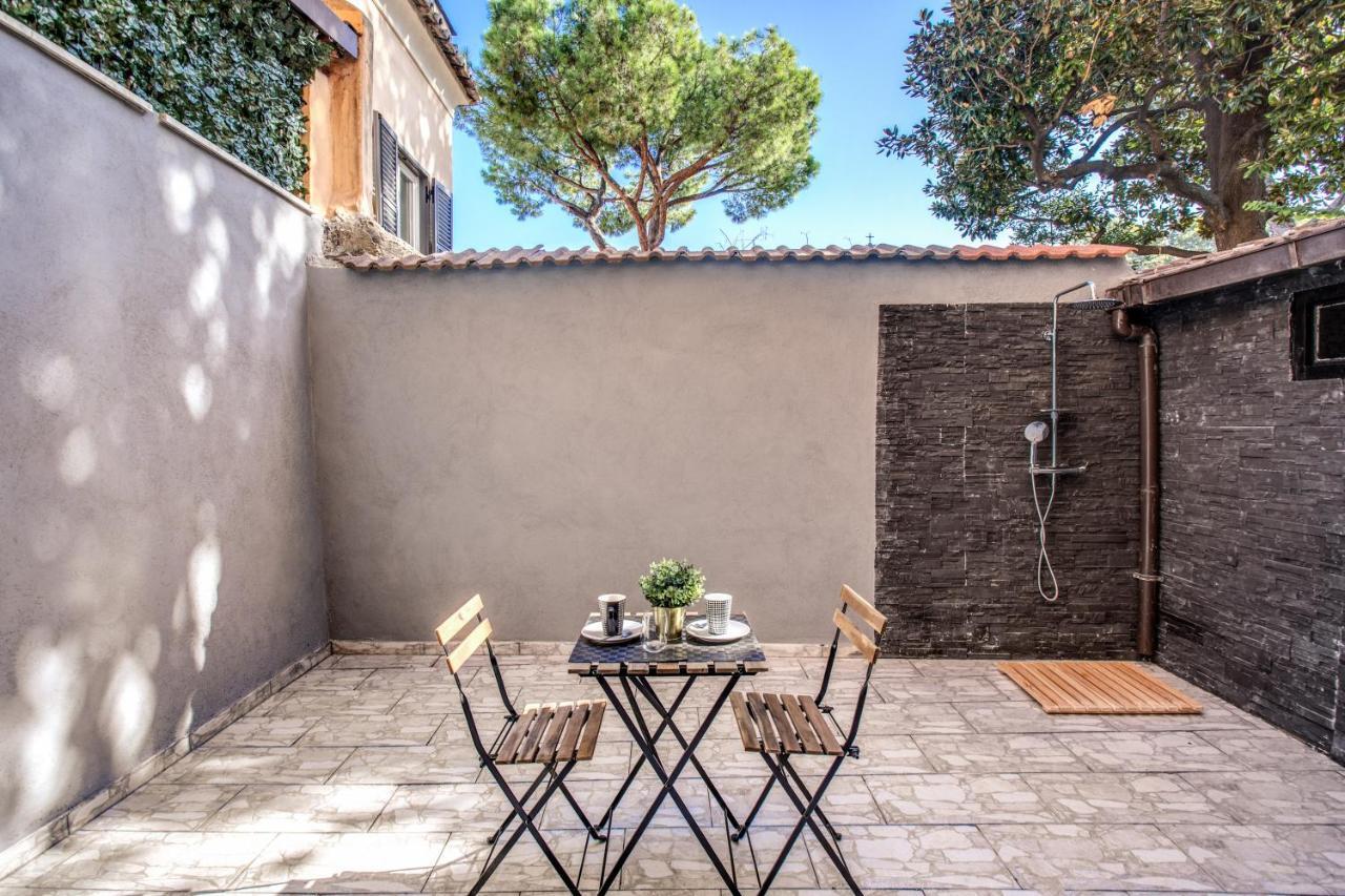 YH Jacuzzi Loft Villa Roma Esterno foto