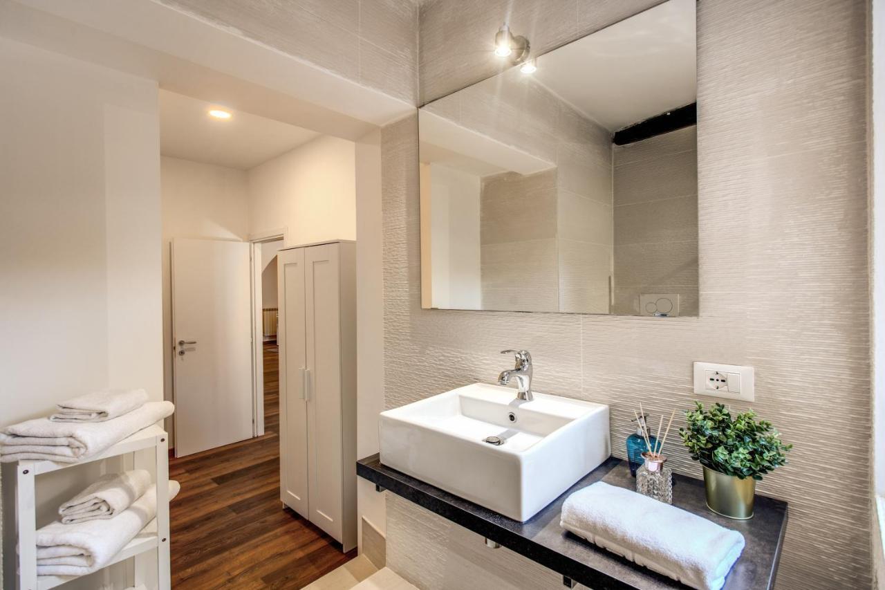 YH Jacuzzi Loft Villa Roma Esterno foto